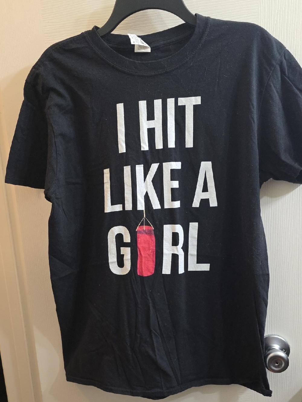 Gildan Black Tee "I Hit Like A Girl" With Red Punching Bag Graphic Size L